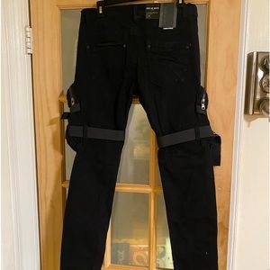 Black cargo jeans.  Brand: Cote De Nuits